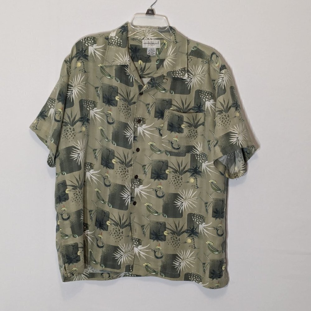 Men's "KnightsBridge" Green Tropical Short Sleeved Casual Button Shirt; Size L